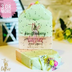 Kiwi Strawberry Goat Milk & Cream EO Lather